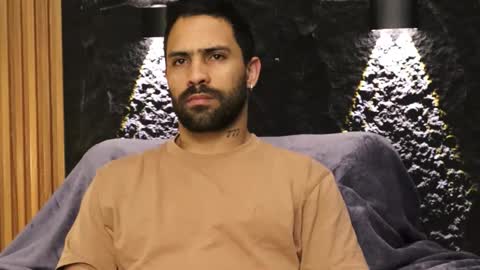 Leo  Diaz online show from 4, 2, 2026