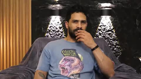 Leo  Diaz online show from 25, 2, 2026