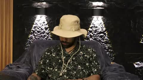 Leo  Diaz online show from 6, 4, 2026