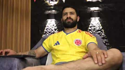Snapshot of leo_diaz01 chatting on 27, 6, 2026 Leo Diaz online show from 27, 6, 2026