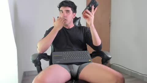 Leo Jones online show from 2, 7, 2026
