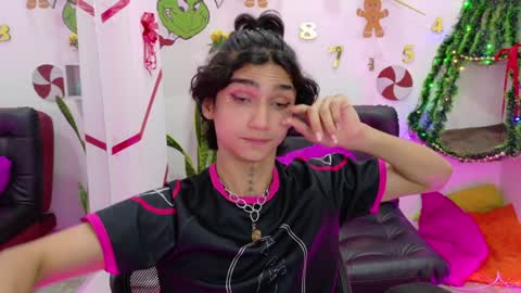 Snapshot of leoadamss chatting on 18, 12, 2024 Leo online show from 18, 12, 2024