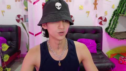 Snapshot of leoadamss chatting on 24, 12, 2024 Leo online show from 24, 12, 2024