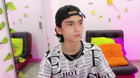 Snapshot of leoadamss chatting on 21, 1, 2025 Leo online show from 21, 1, 2025