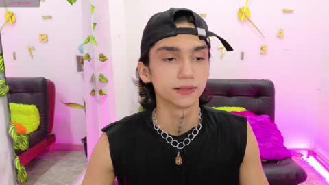 Snapshot of leoadamss chatting on 5, 3, 2025 Leo online show from 5, 3, 2025