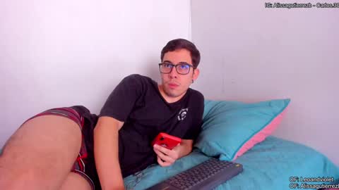 Carlos  Alissa. Help us to reach 100 likes  online show from 20, 1, 2025