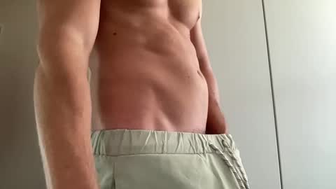 Snapshot of leoandy123 chatting on 24, 10, 2025 leoandy123 online show from 24, 10, 2025