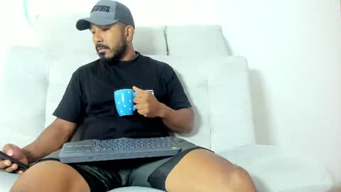 Snapshot of leocarter_ chatting on 20, 6, 2026 leo online show from 20, 6, 2026