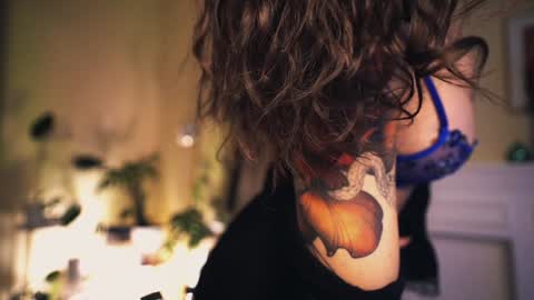 Snapshot of leonamell chatting on 9, 12, 2024 Leo online show from 9, 12, 2024