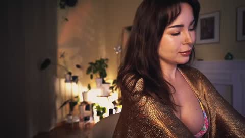 Snapshot of leonamell chatting on 7, 2, 2025 Leo online show from 7, 2, 2025