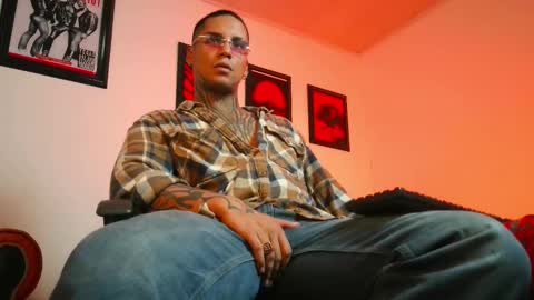 Lenardo jaramillo online show from 30, 11, 2025