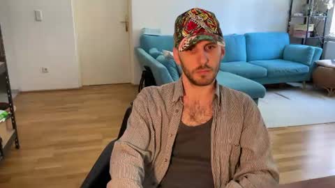 Leon online show from 29, 4, 2026