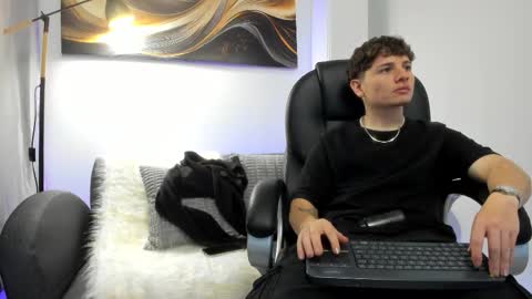 Leo  online show from 9, 11, 2025