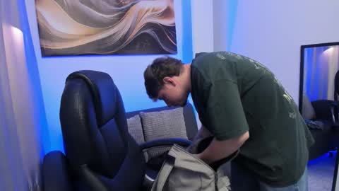 Leo  online show from 15, 2, 2026