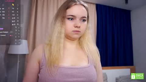 Hello everyone Im Lora Its my first day Were going to have fun together online show from 8, 1, 2026