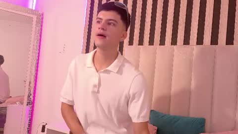 leotease online show from 11, 7, 2026