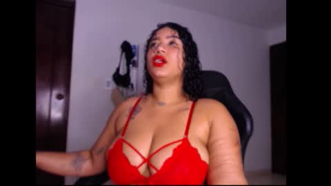 lesly online show from 20, 12, 2025