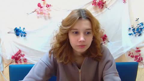 letty_curly online show from 18, 12, 2024