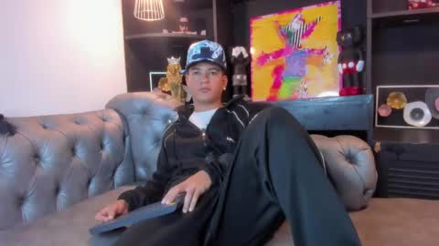 Snapshot of levy_steve chatting on 13, 2, 2025 LevySteven online show from 13, 2, 2025