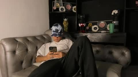 Snapshot of levy_steve chatting on 8, 3, 2025 LevySteven online show from 8, 3, 2025