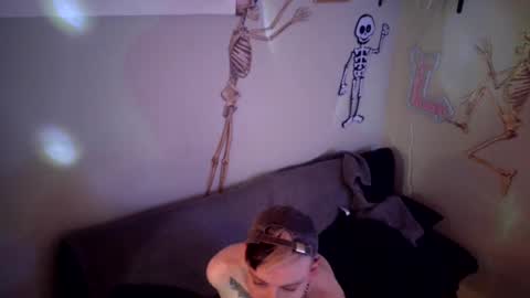 Snapshot of lewd_palindrome chatting on 7, 3, 2025 lewd palindrome online show from 7, 3, 2025