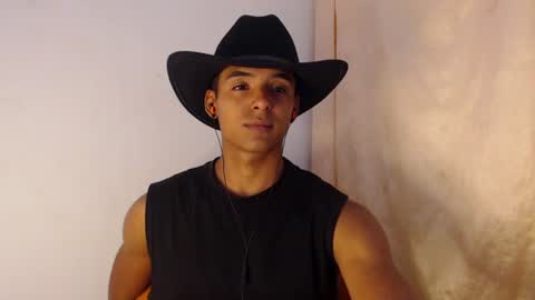i  am lewis ly EDUARDO MEMDOZA15 online show from 12, 7, 2026