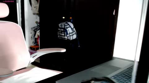 Snapshot of lexi19_ chatting on 31, 7, 2026 lexi19_ online show from 31, 7, 2026