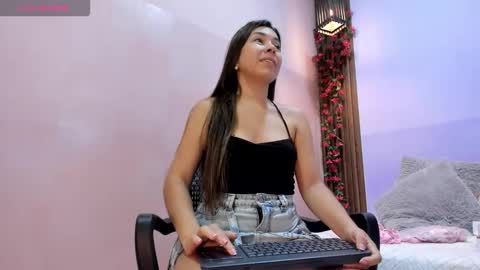 Snapshot of lexi_vyxen chatting on 13, 10, 2025 Lexi online show from 13, 10, 2025