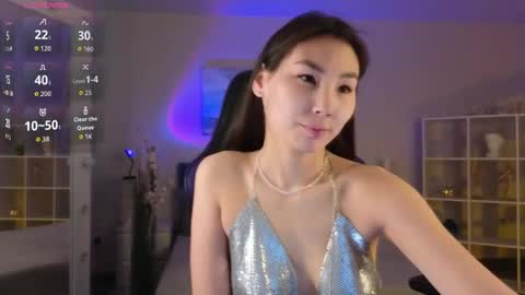 Lexie  dont forget to thumbs up me  online show from 14, 4, 2026