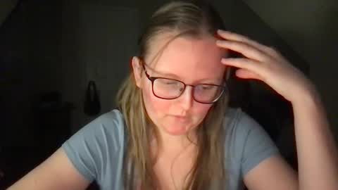 Snapshot of lexielilacs chatting on 10, 1, 2025 lexie online show from 10, 1, 2025