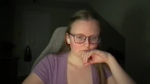 Snapshot of lexielilacs chatting on 17, 1, 2025 lexie online show from 17, 1, 2025