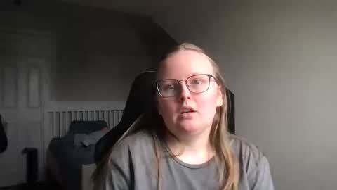 Snapshot of lexielilacs chatting on 27, 2, 2025 lexie online show from 27, 2, 2025