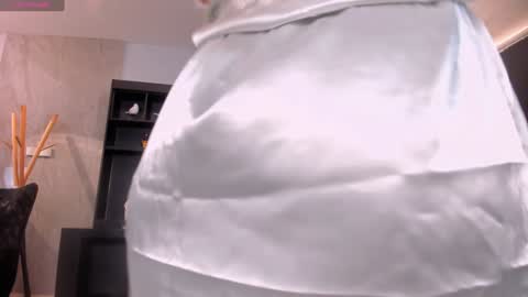 Lexie  online show from 7, 2, 2025