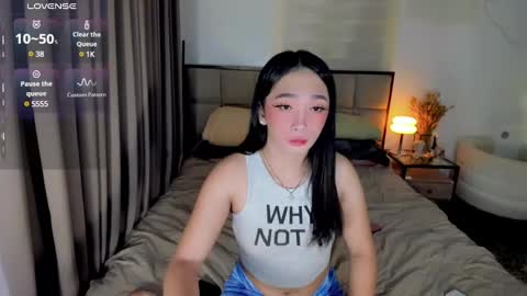 Snapshot of lexxy_lure chatting on 4, 1, 2025 lexxy online show from 4, 1, 2025