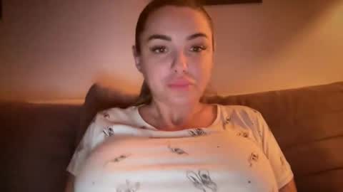 Lexyswetty online show from 7, 10, 2025