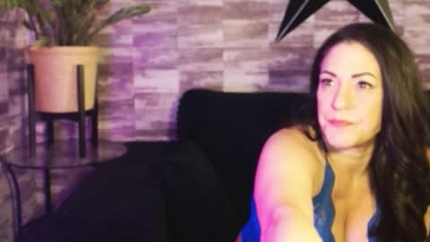 Snapshot of lexywetrain chatting on 9, 11, 2025 lexywetrain online show from 9, 11, 2025