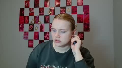 Leyla online show from 5, 12, 2025