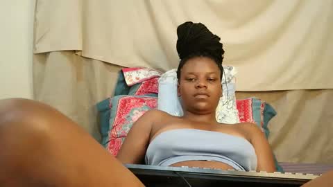 leylacuty13 online show from 13, 3, 2026