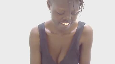 laylani69 online show from 14, 7, 2026