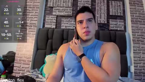 Snapshot of leyton_flexx chatting on 22, 2, 2025 L E Y T O N online show from 22, 2, 2025