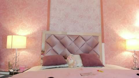 LEZY online show from 8, 11, 2025