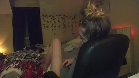 Hornystonerchick online show from 21, 2, 2025