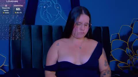 Lia Avalon online show from 22, 5, 2026