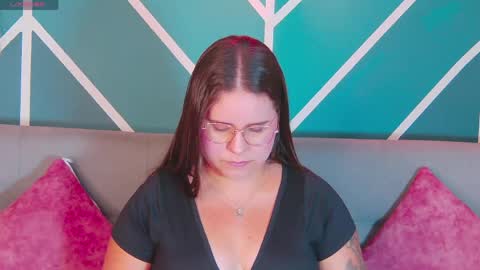 Lia Avalon online show from 1, 6, 2026