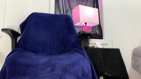 Snapshot of lia_hdz chatting on 18, 4, 2026 Kabroncita online show from 18, 4, 2026