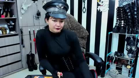 Snapshot of lia_izumy chatting on 12, 1, 2025 . online show from 12, 1, 2025