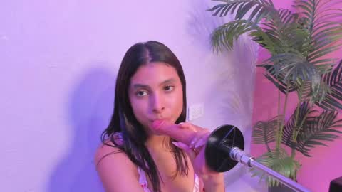 lia_owenss online show from 29, 5, 2026