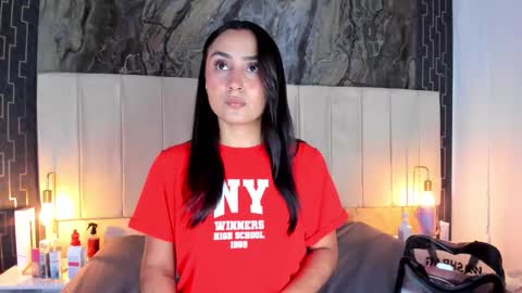 lia_sofiia online show from 5, 12, 2025