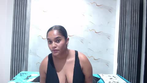 Snapshot of liaa_cams chatting on 9, 6, 2026 liaa_cams online show from 9, 6, 2026