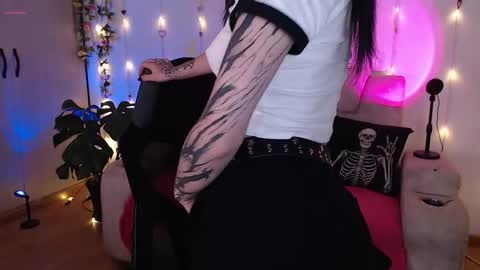 Liaa  online show from 11, 3, 2026